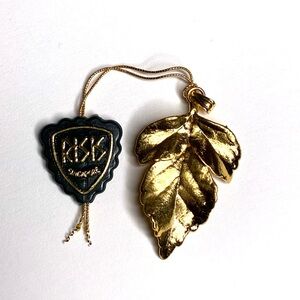 RISIS NOS Gold Plated Leaf Pendant